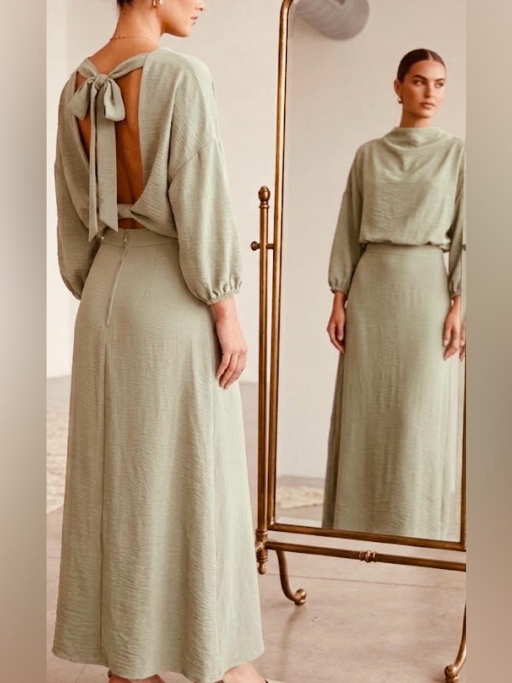 ASOS Design GreenLong Midi Dress Open Back
Sz 4
